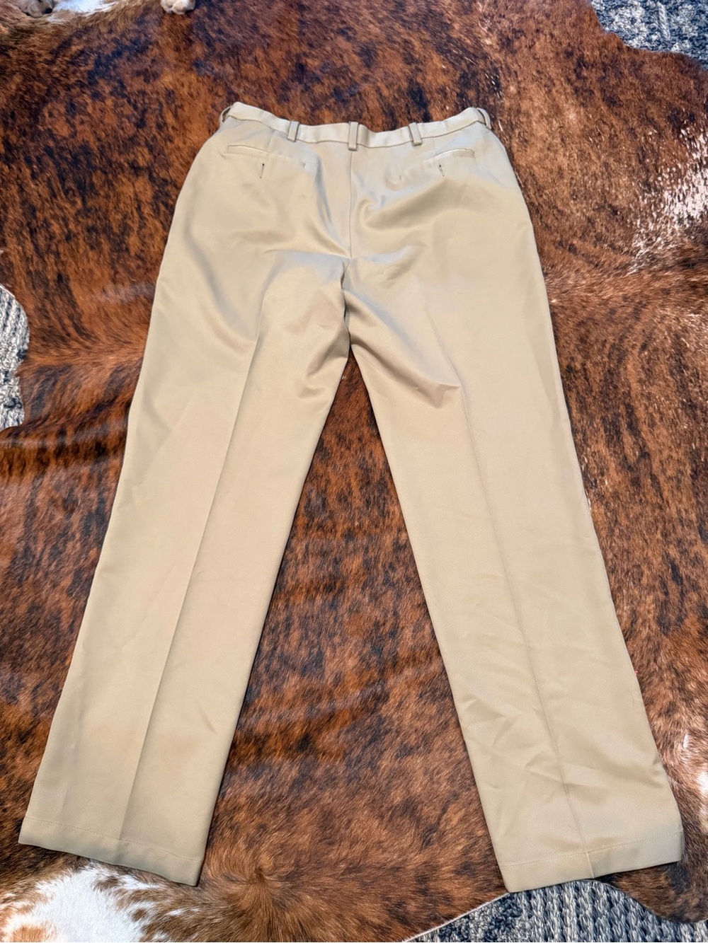 Men’s Haggar Classic Fit Original Khaki Flat Front Dress Pants 38x34